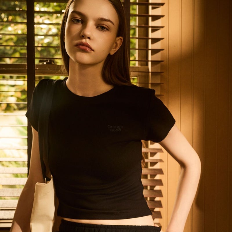 Minimal Crop Tee